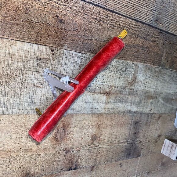 Fossil red leather heart zip around wallet womens. - Picture 5 of 11